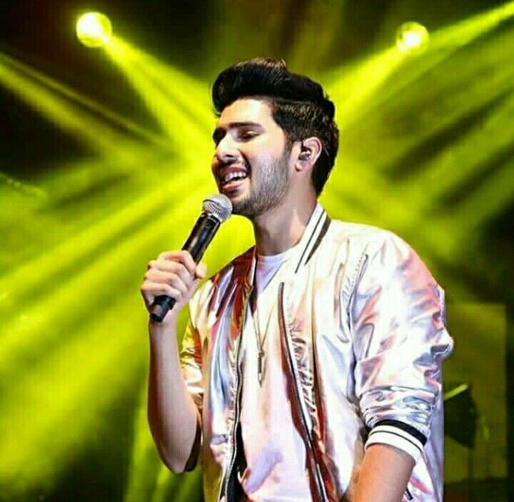 SINGING